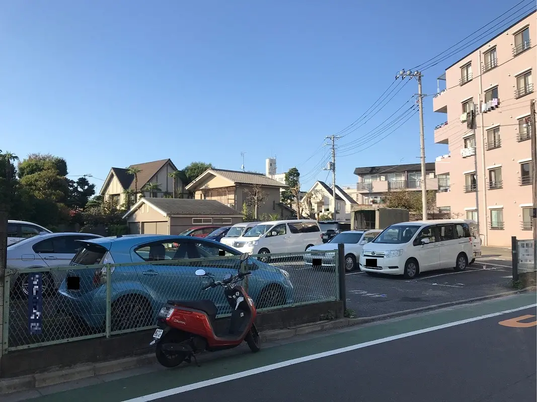 板橋区東新町１丁目　月極駐車場